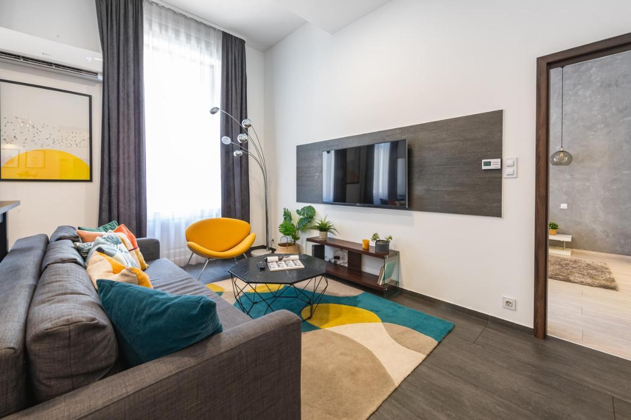 Luxury Nova Home Next To The New York Cafe Budapest Bagian luar foto